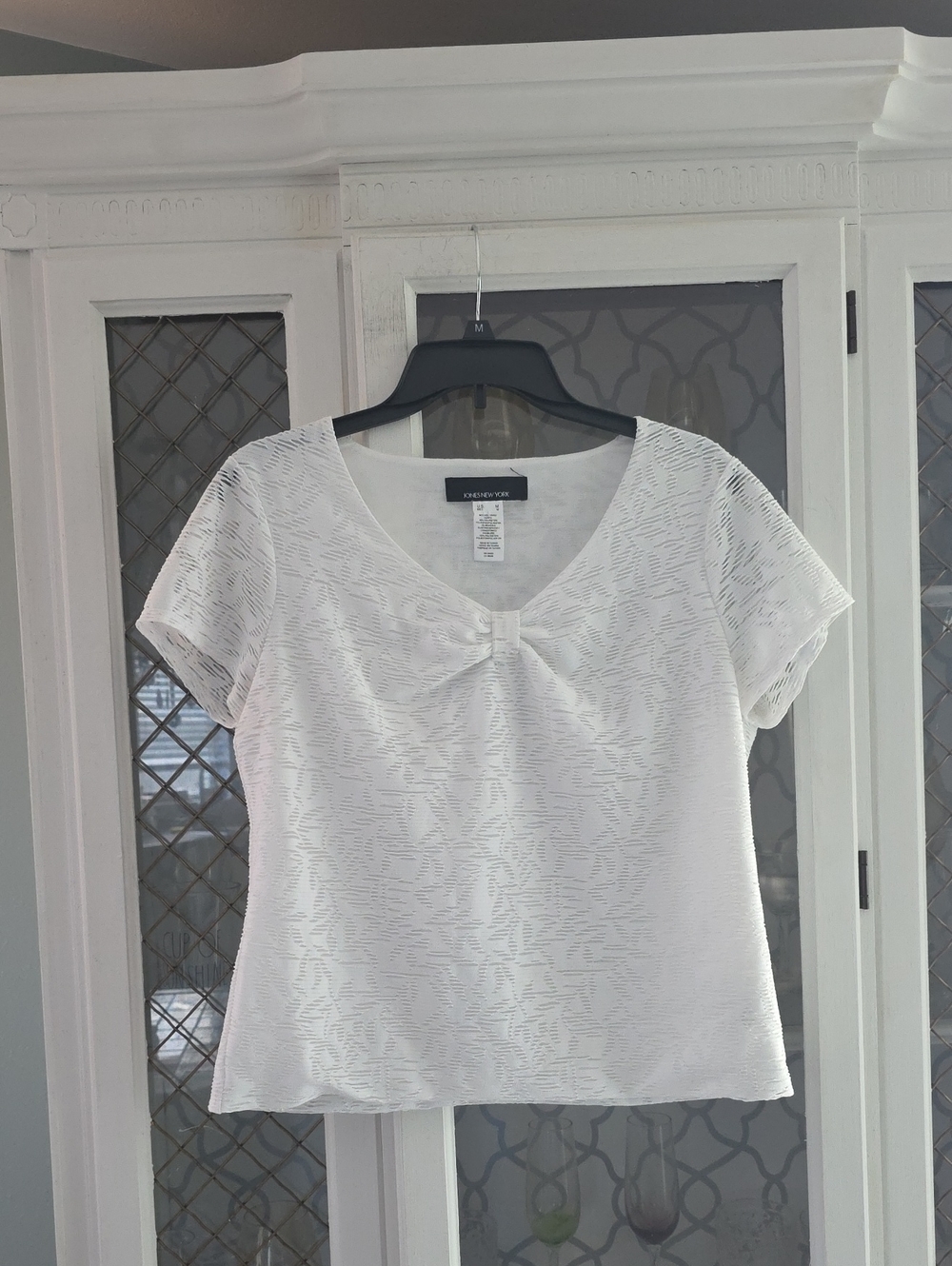 Jones New York White Short Sleeve Textured Scoop Neck Top